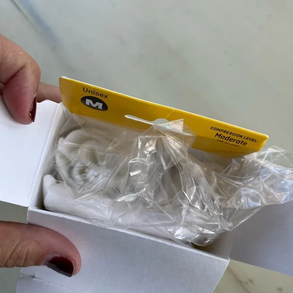 Futuro Compression Anti-Embolism Thigh Length Stockings **Med** White # 71065EN - Picture 5 of 5